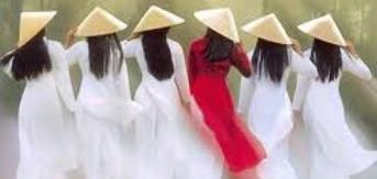 Đối thoại cùng bạn đọc về hai loại hình văn hóa