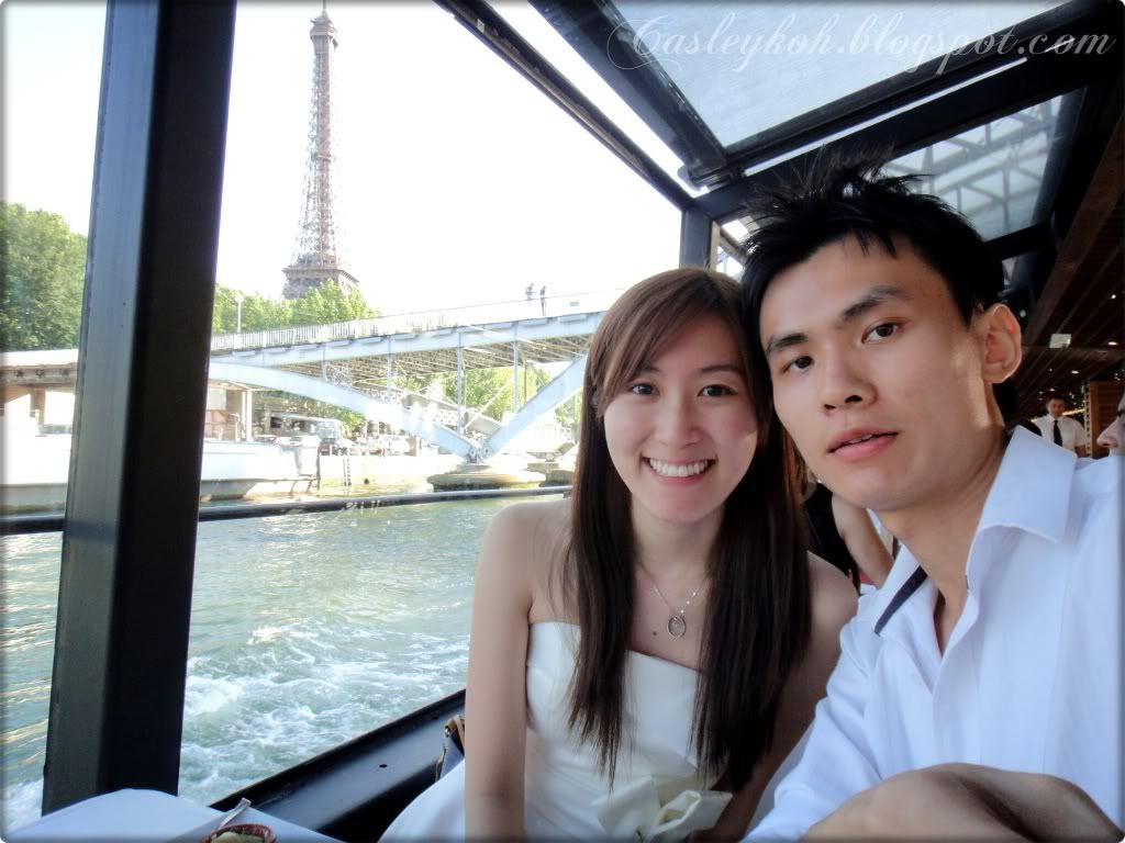 Couple at dinner cruise