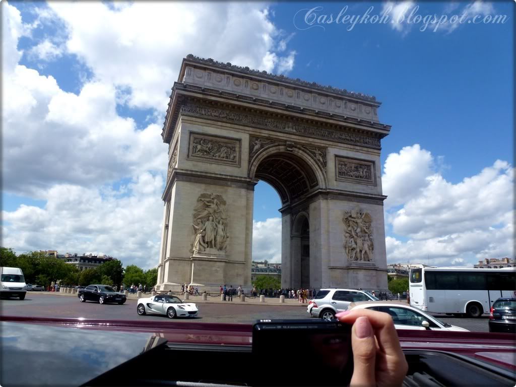 Champs-Élysées street stunning view